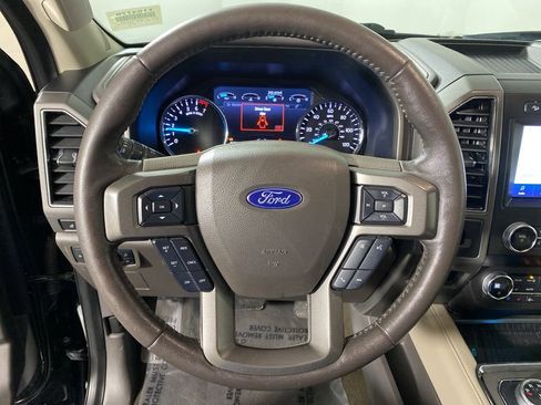 Used 2020 Ford Expedition Max XLT w/ Equipment Group 202A image 16