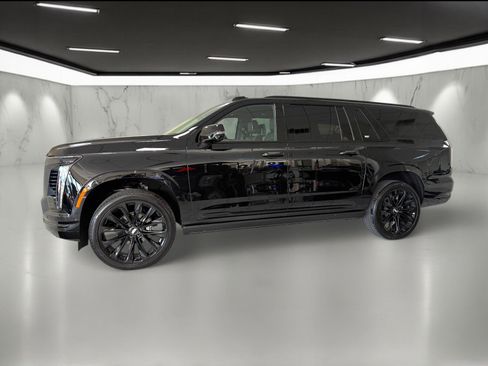 New 2026 Cadillac Escalade ESV Platinum Sport image 2