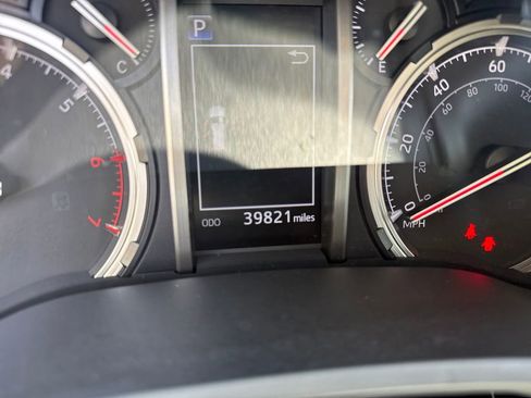 Used 2023 Toyota 4Runner TRD Off-Road Premium w/ Off Road Premium Plus Package image 16