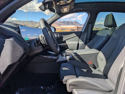 New 2026 BMW X3 xDrive30 w/ Premium Package image 11