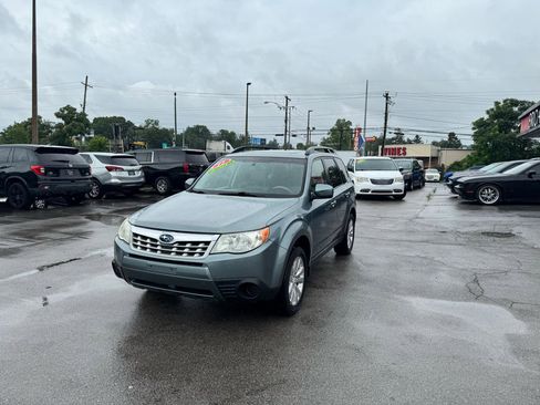 Used 2012 Subaru Forester 2.5X Premium AWD/4WD image 7
