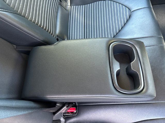 Used 2019 Toyota Camry SE w/ Protection Package (Q2) FWD image 17