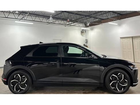 Used 2024 Hyundai Ioniq 5 SEL RWD image 9