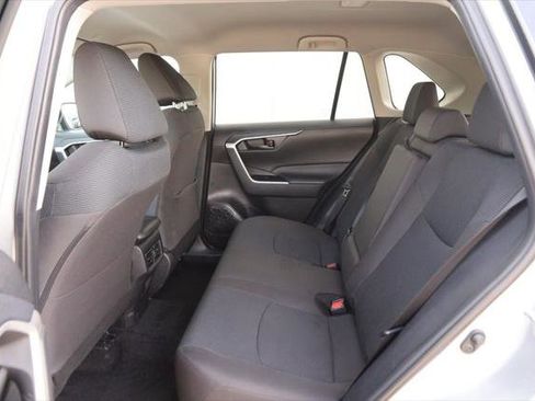 Certified 2024 Toyota RAV4 LE AWD/4WD image 9