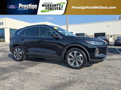 Used 2024 Ford Escape Platinum image 1