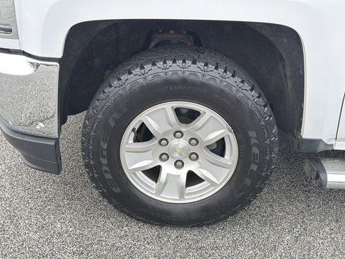 Used 2018 Chevrolet Silverado 1500 LTZ image 27