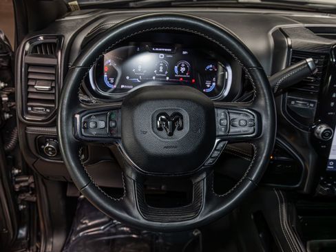 Used 2024 RAM 2500 Limited image 17