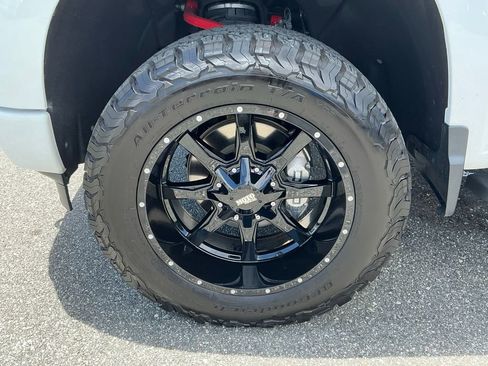 Used 2023 Chevrolet Silverado 1500 Custom RWD image 21