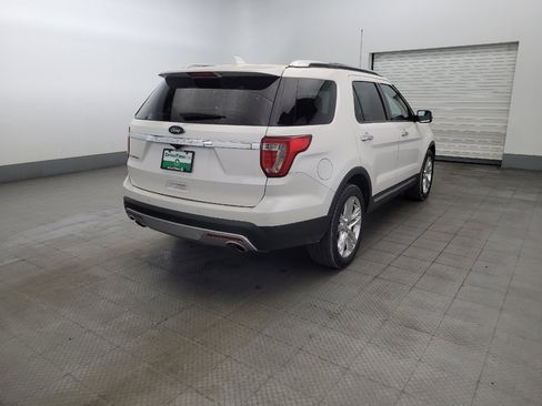 Used 2017 Ford Explorer Limited image 9