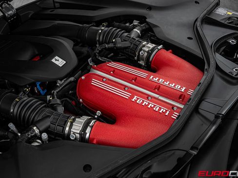 Used 2025 Ferrari 12Cilindri RWD image 10