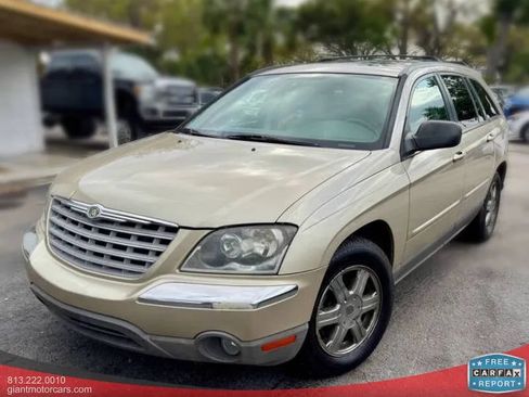 Used 2006 Chrysler Pacifica Touring AWD/4WD image 1