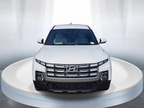 Used 2026 Hyundai Santa Cruz SE FWD image 2