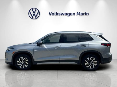 New 2026 Volkswagen Tiguan S FWD image 2