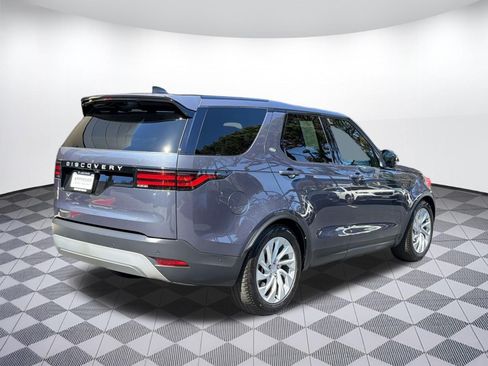 Certified 2025 Land Rover Discovery S AWD/4WD image 9