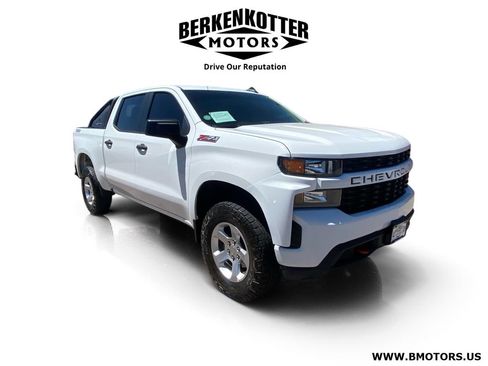Used 2019 Chevrolet Silverado 1500 Custom Trail Boss AWD/4WD image 1