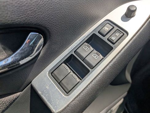 Used 2013 Nissan Murano S AWD/4WD image 15