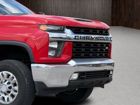 Used 2022 Chevrolet Silverado 2500 LT w/ Convenience Package AWD/4WD image 8