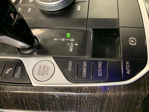 Used 2022 BMW 330i xDrive Sedan w/ Driving Assistance Package image 37