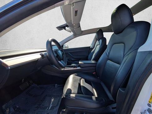 Used 2020 Tesla Model 3 Standard Range image 16