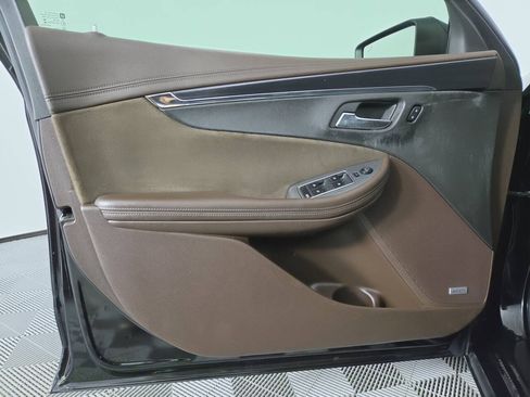 Used 2014 Chevrolet Impala LT FWD image 13