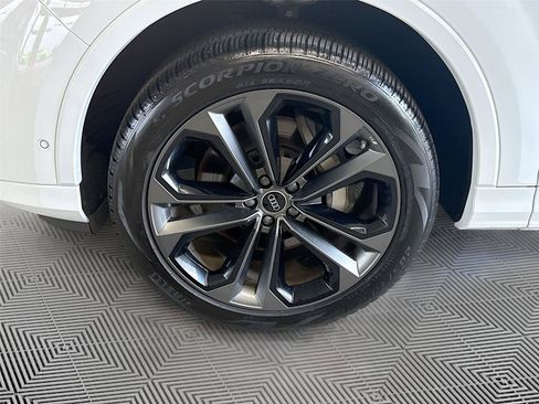 Certified 2025 Audi Q7 3.0T Premium Plus w/ Premium Plus Package AWD/4WD image 33