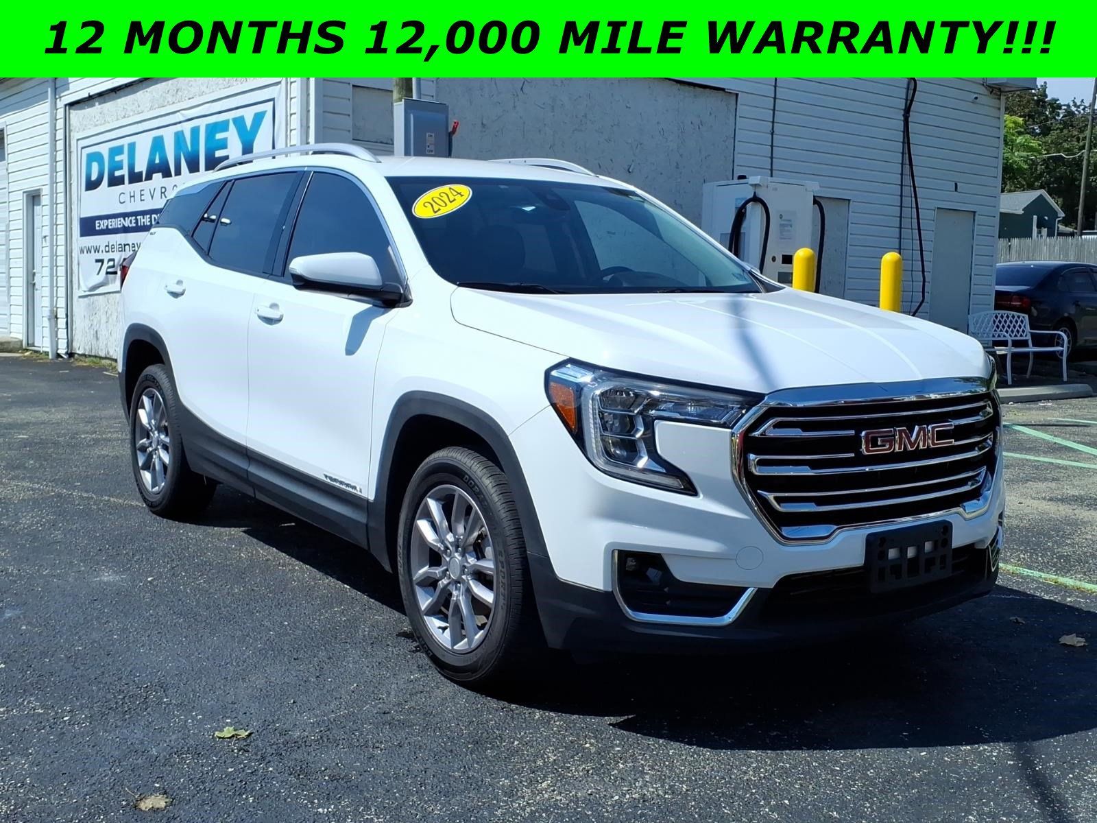 Certified 2024 GMC Terrain SLT AWD/4WD image 1