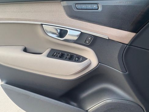 New 2026 Volvo XC90 B6 Plus image 16