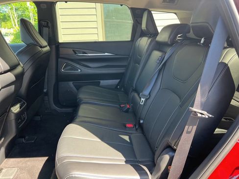 Used 2023 INFINITI QX60 Sensory w/ Cargo Package AWD/4WD image 42
