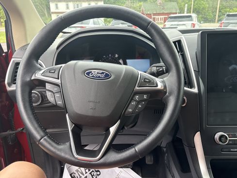 Used 2022 Ford Edge SEL w/ Convenience Package AWD/4WD image 7