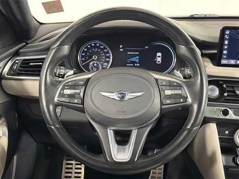 Used 2022 Genesis G70 3.3T image 25