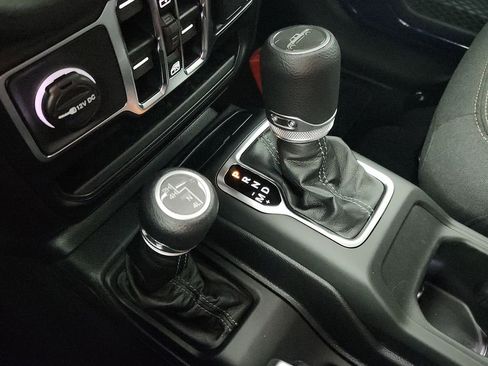 New 2026 Jeep Gladiator Sport image 28