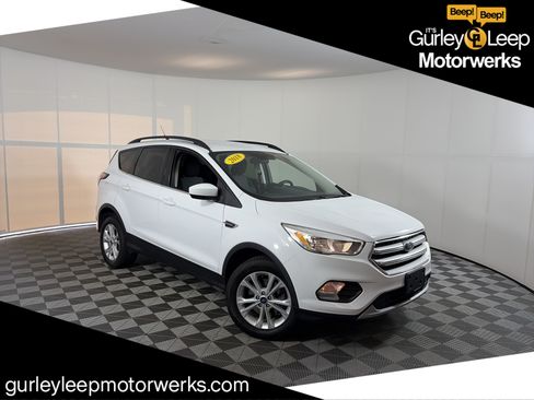 Used 2018 Ford Escape SE w/ SE SYNC Package AWD/4WD image 1
