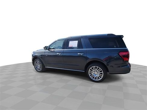 Used 2022 Ford Expedition Max Limited image 6