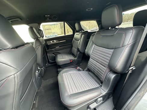 New 2026 Ford Explorer ST-Line AWD/4WD image 16