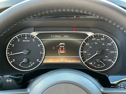 New 2025 Nissan Pathfinder SV w/ SV Premium Package image 29