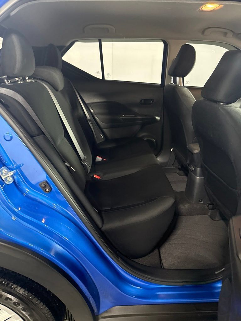 Used 2024 Nissan Kicks S FWD image 15