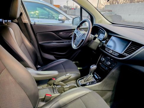 Used 2020 Buick Encore Preferred w/ Safety Package image 9