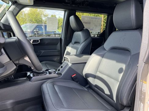 New 2025 Ford Bronco Big Bend image 13