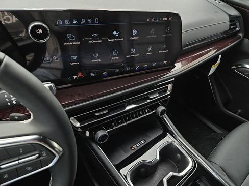 New 2026 Chevrolet Traverse Z71 w/ Enhanced Driving Package image 13