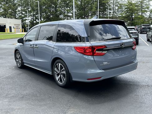 Used 2023 Honda Odyssey Touring image 12