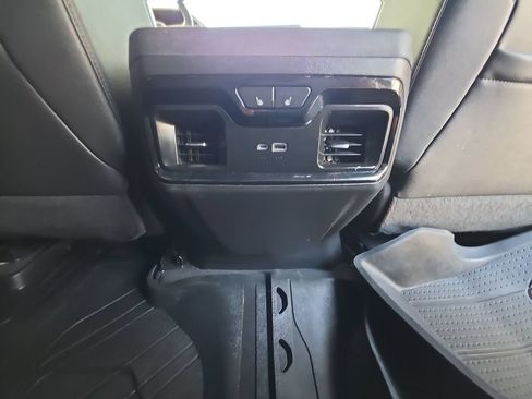Used 2022 Chevrolet Silverado 1500 ZR2 w/ Technology Package AWD/4WD image 22