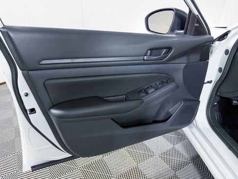 Certified 2025 Nissan Altima 2.5 S image 33