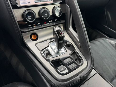 Used 2017 Jaguar F-TYPE Coupe RWD image 20