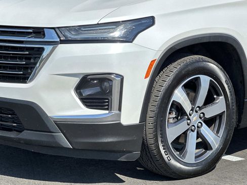 Certified 2023 Chevrolet Traverse LT w/ LT Premium Package AWD/4WD image 7