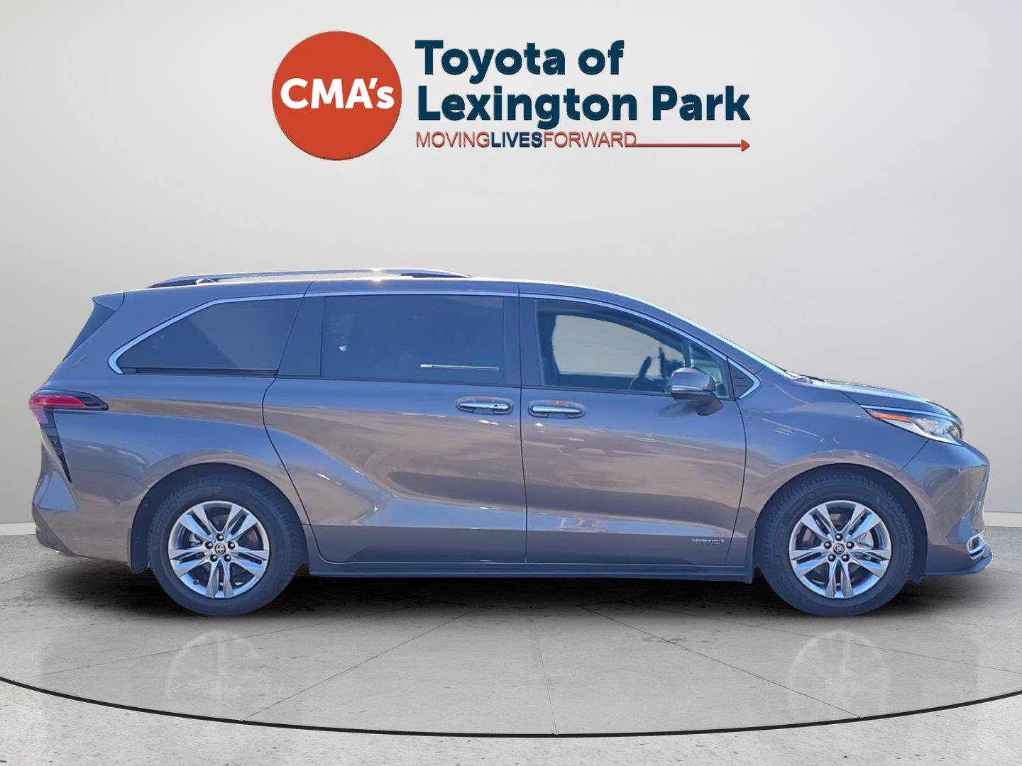 Used 2021 Toyota Sienna Limited FWD image 6