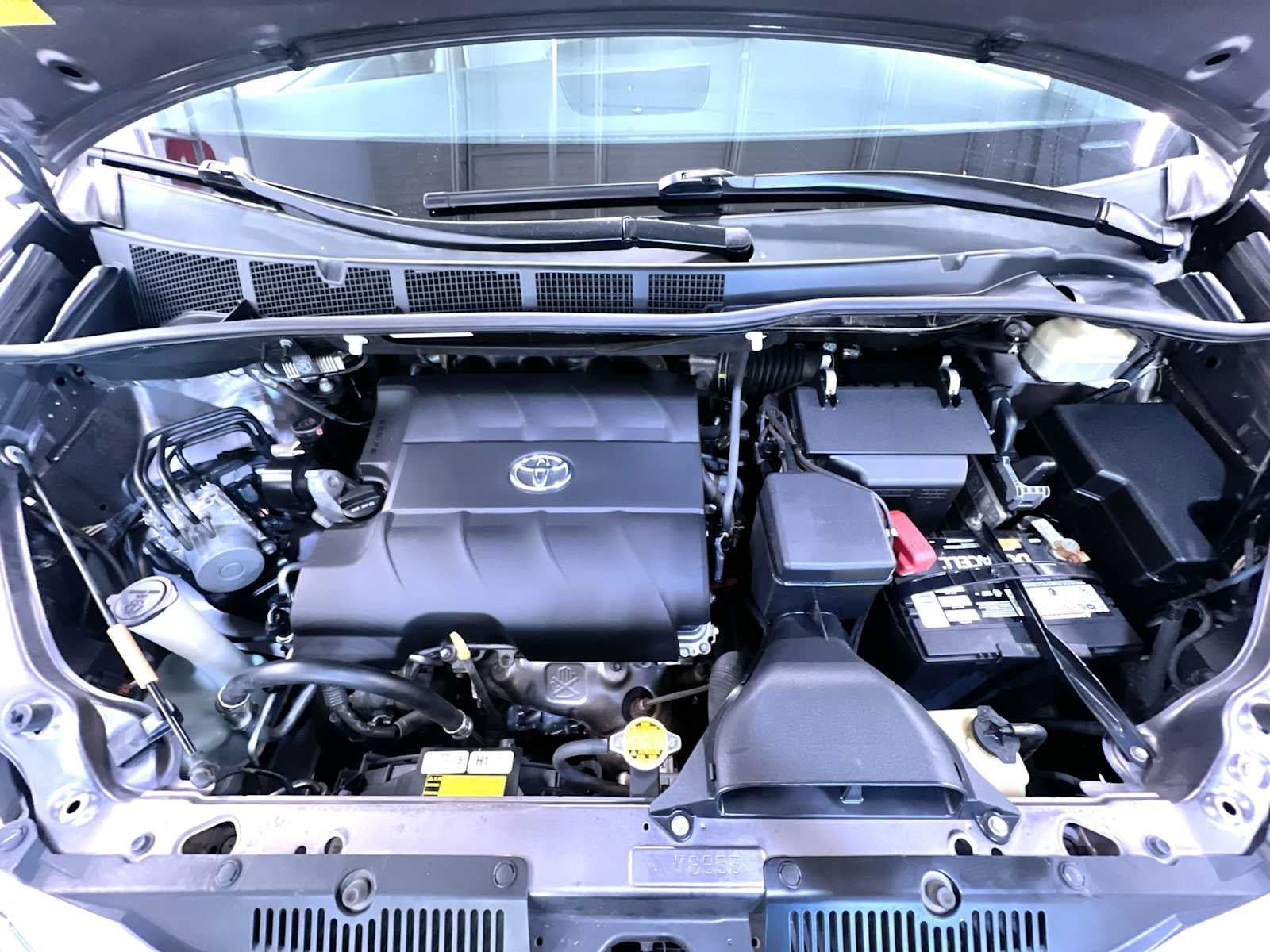 Used 2015 Toyota Sienna XLE FWD image 11
