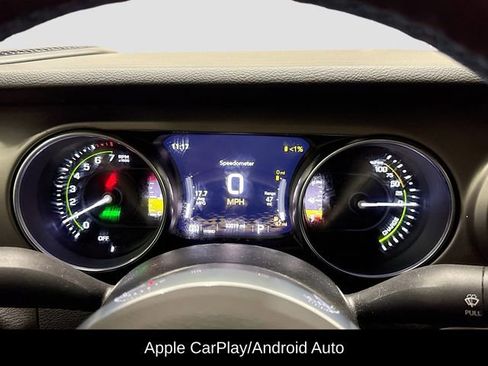 Used 2022 Jeep Wrangler Unlimited Rubicon 4xe w/ Cold Weather Group AWD/4WD image 27