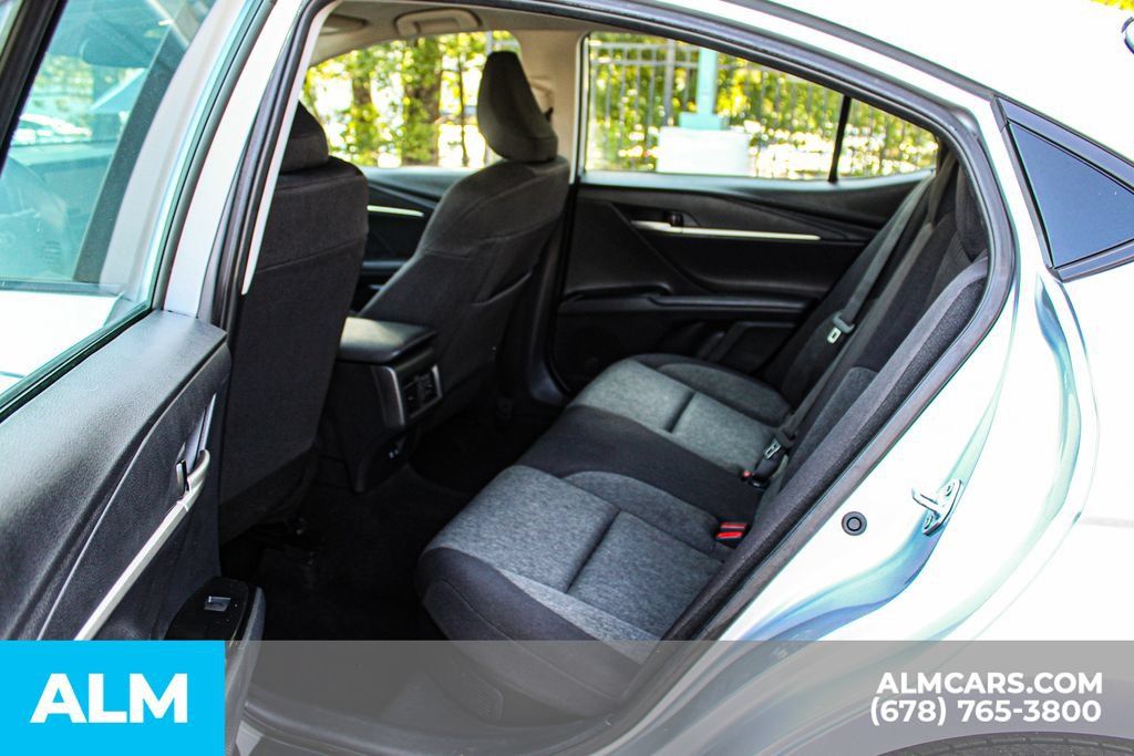 Used 2025 Toyota Camry LE FWD image 17
