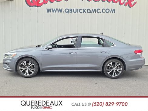 Used 2020 Volkswagen Passat 2.0T SEL FWD image 4