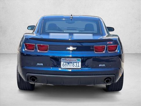 Used 2010 Chevrolet Camaro LT w/ RS Package RWD image 6